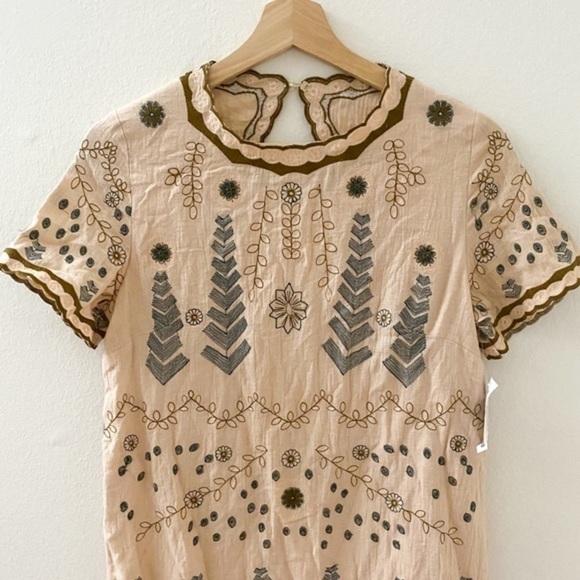 Sadie and sage embroidered open back mini dress NWT - Picture 6 of 9